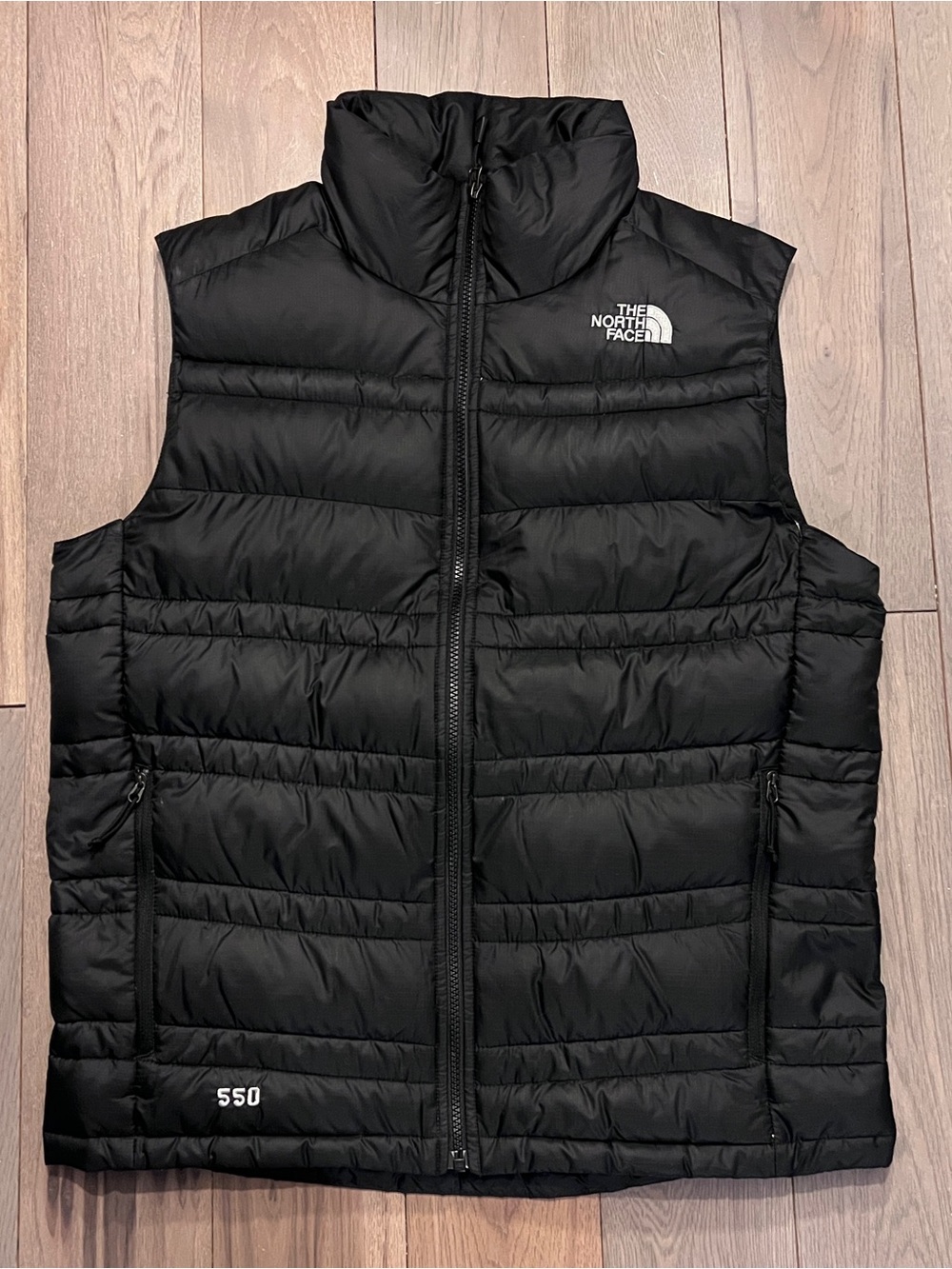 The North Face Black 550 Insulated Men's Down Vest. Medium